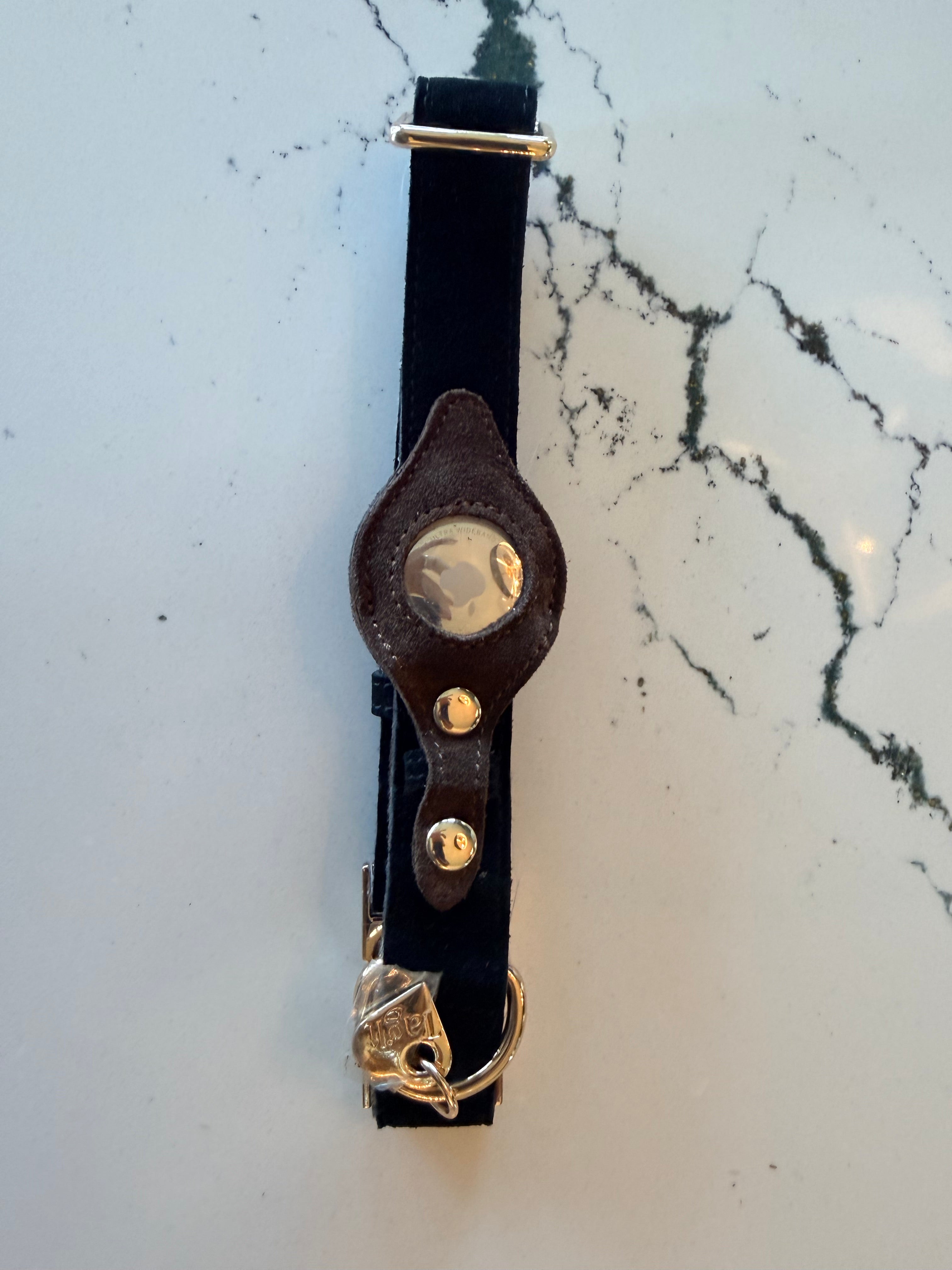 Heirloom Suede AirTag Dog Collar — Black & Coffee — product image 11