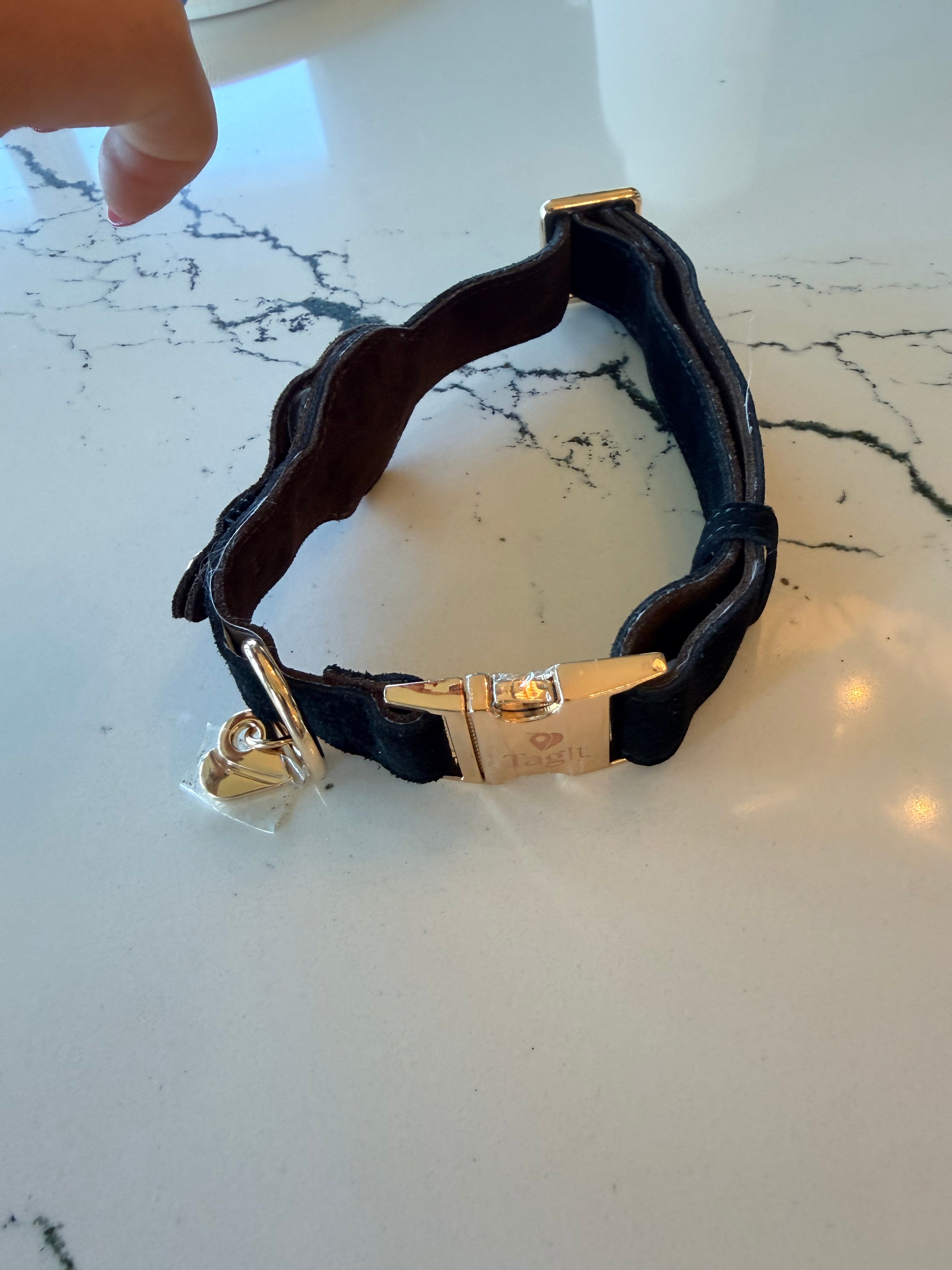Heirloom Suede AirTag Dog Collar — Black & Coffee — product image 10